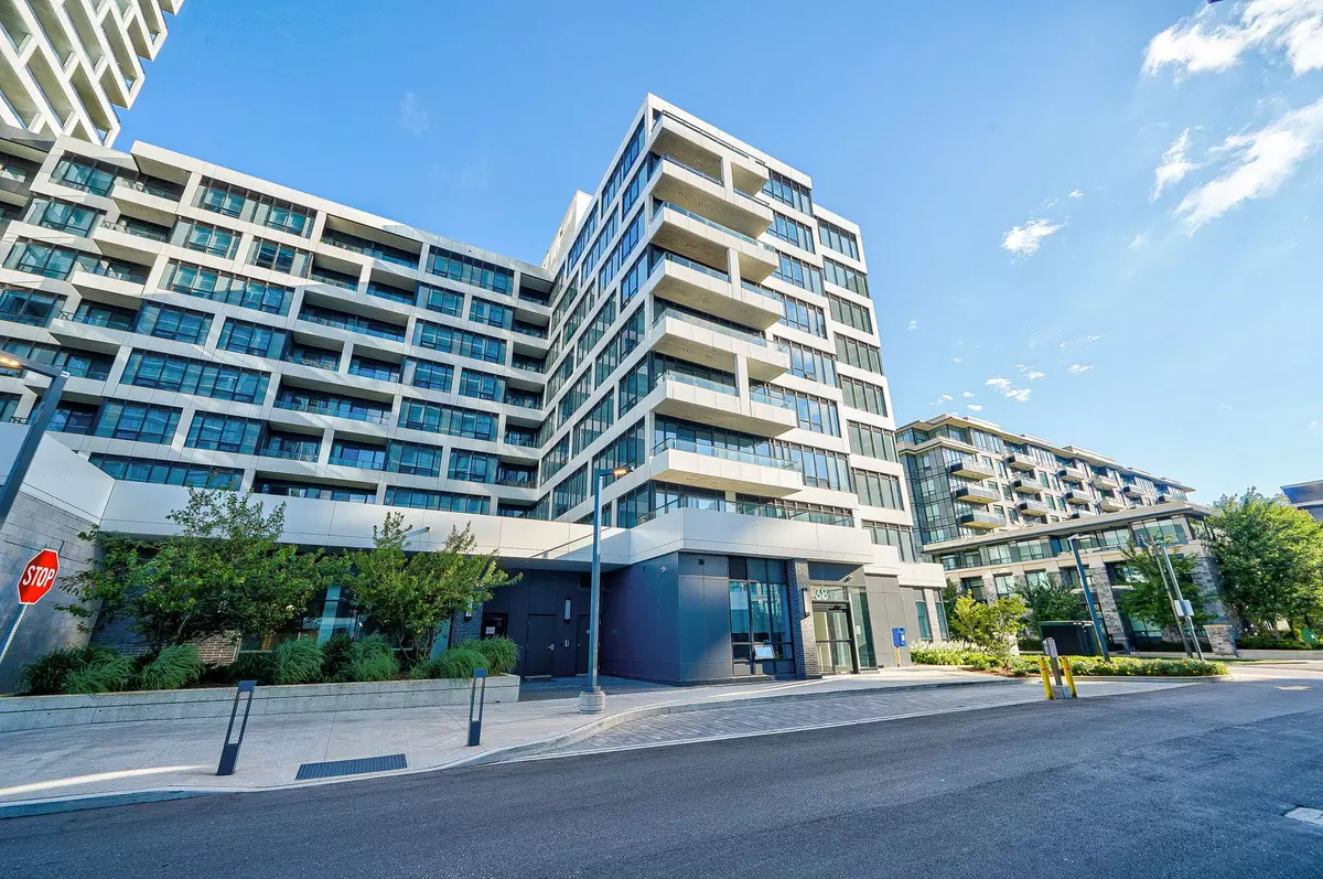 Markham, ON L3R 6M8,38 Water Walk DR #1602