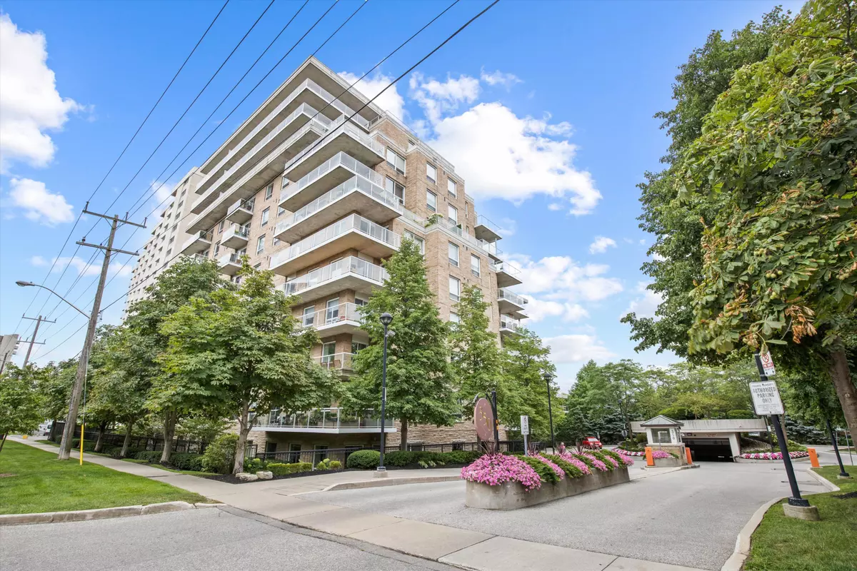 Toronto W08, ON M9C 5R7,350 Mill RD #309