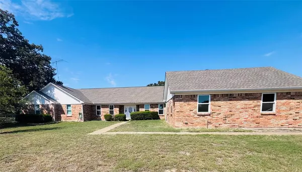 Quinlan, TX 75474,1090 County Road 3504