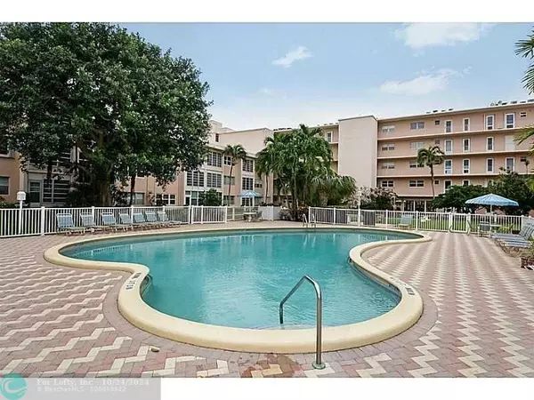 Lauderdale By The Sea, FL 33062,1481 S OCEAN BL  #228B