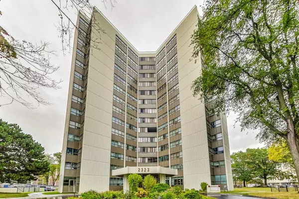 2323 Confederation Pkwy #1105, Mississauga, ON L5B 1R6