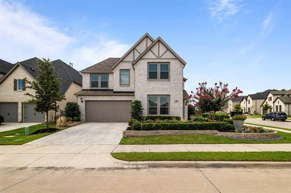 1350 Bluegill Bay Road, Irving, TX 75063