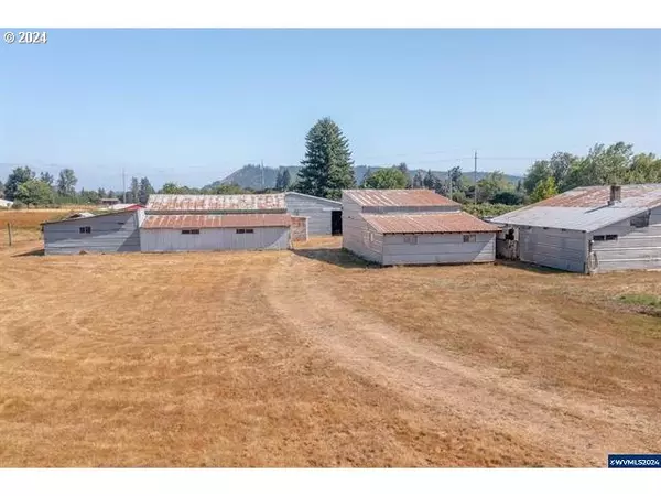 Lebanon, OR 97355,29850 SANTIAM TERRACE RD