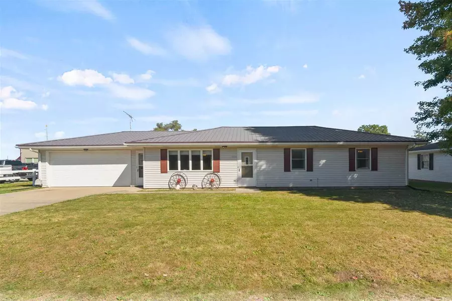 111 A Ave, Kalona, IA 52247