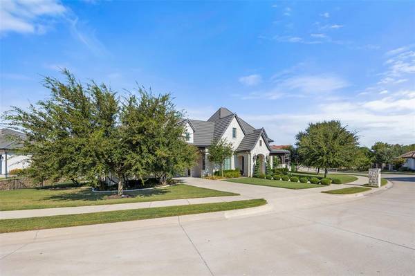 Benbrook, TX 76126,5300 Sendero Drive