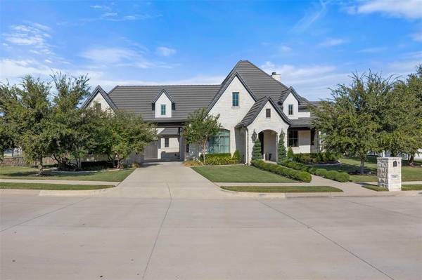 Benbrook, TX 76126,5300 Sendero Drive