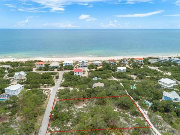 1448 Dogwood Dr, St. George Island, FL 32328