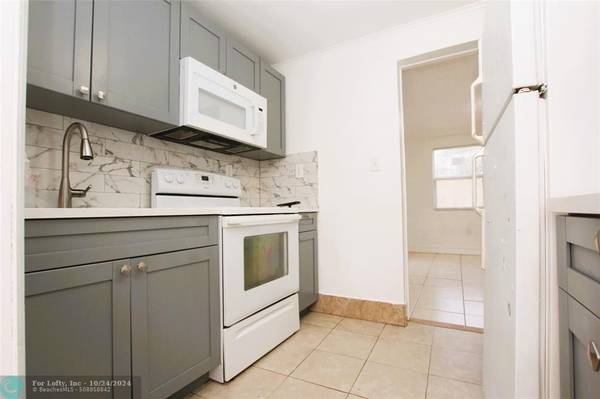 1545 NW 15th Ter  #BACK STUDIO, Fort Lauderdale, FL 33311