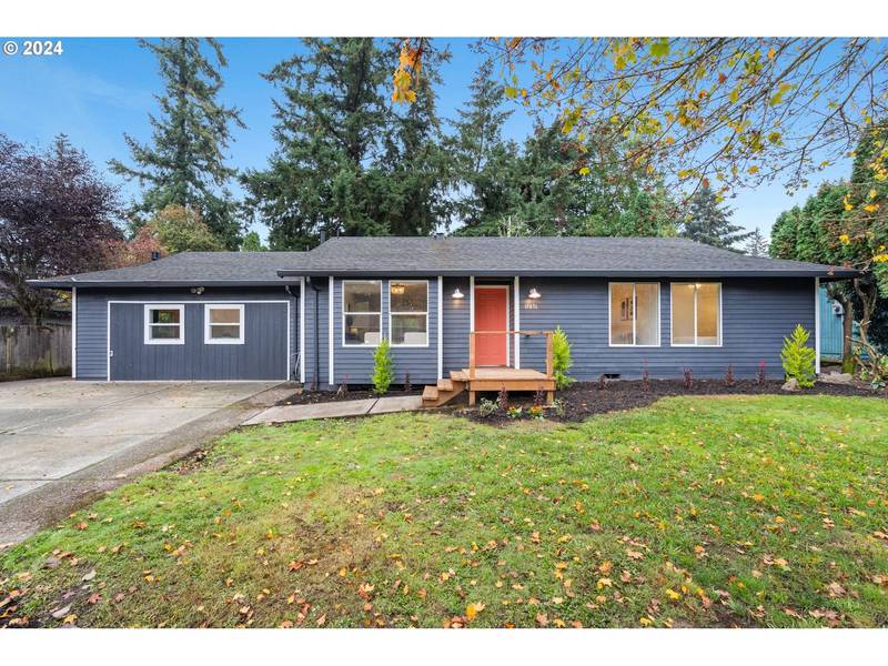 15876 NE HOLLADAY ST, Portland, OR 97230