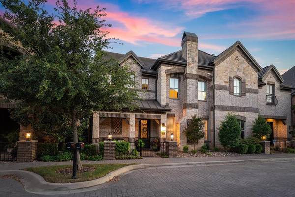 1212 Crockett Street,  Keller,  TX 76248