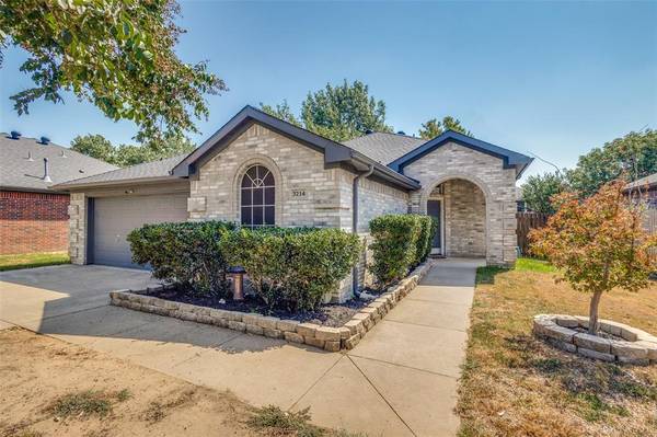 3214 Palos Verdes Drive,  Corinth,  TX 76210