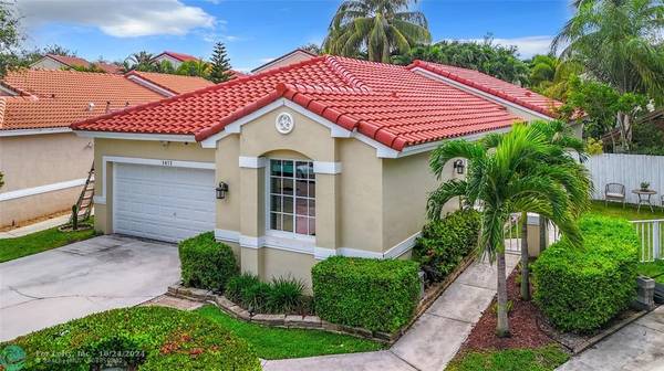 5072 SW 149th Ter,  Davie,  FL 33331