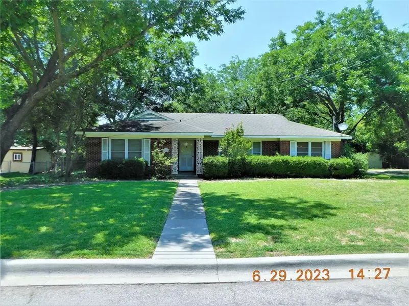 903 N Morris Street, Mckinney, TX 75069