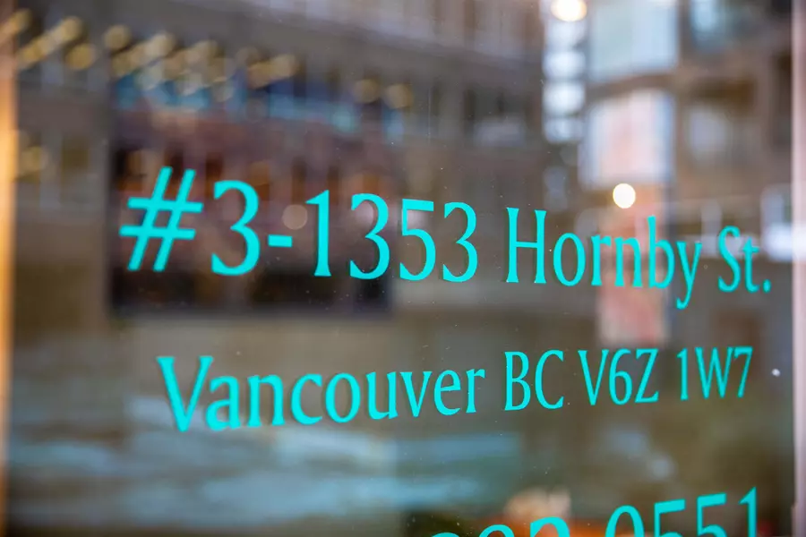 3 1353 HORNBY STREET, Vancouver, BC V6Z 1W7