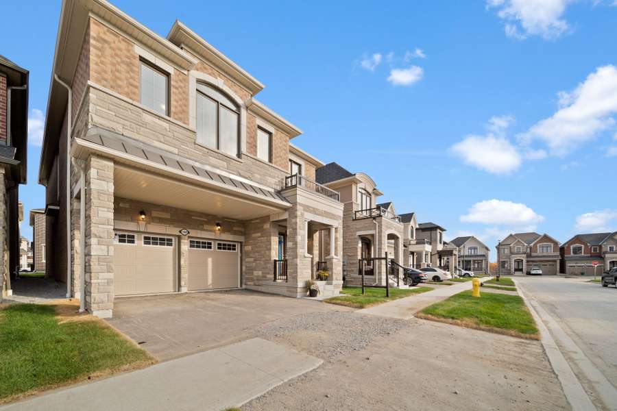 1408 Mockingbird SQ, Pickering, ON L0H 1J0