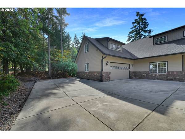 Eugene, OR 97405,27655 GIBRALTER LOOP