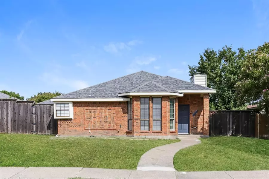 3507 Jonquil Lane, Rowlett, TX 75089