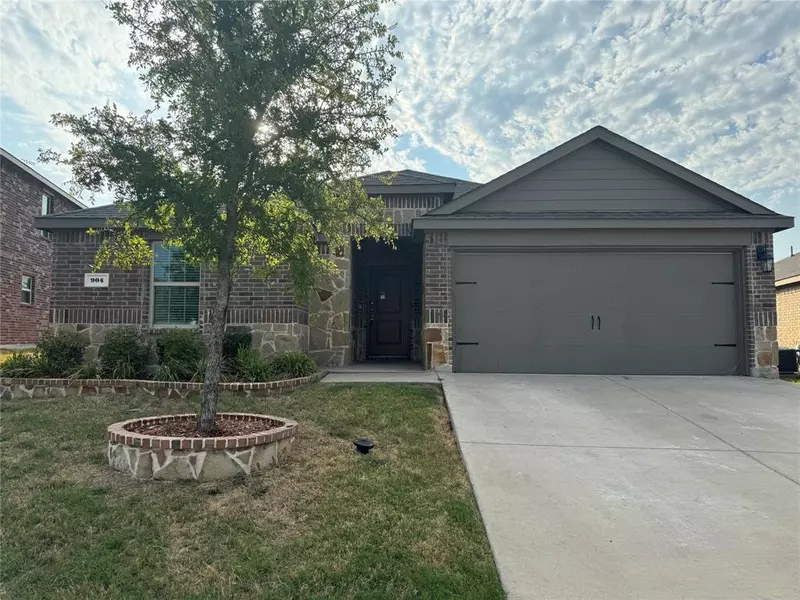 904 Sapphire Drive, Princeton, TX 75407