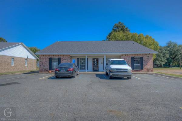 1313 Ringgold Avenue, Coushatta, LA 71019