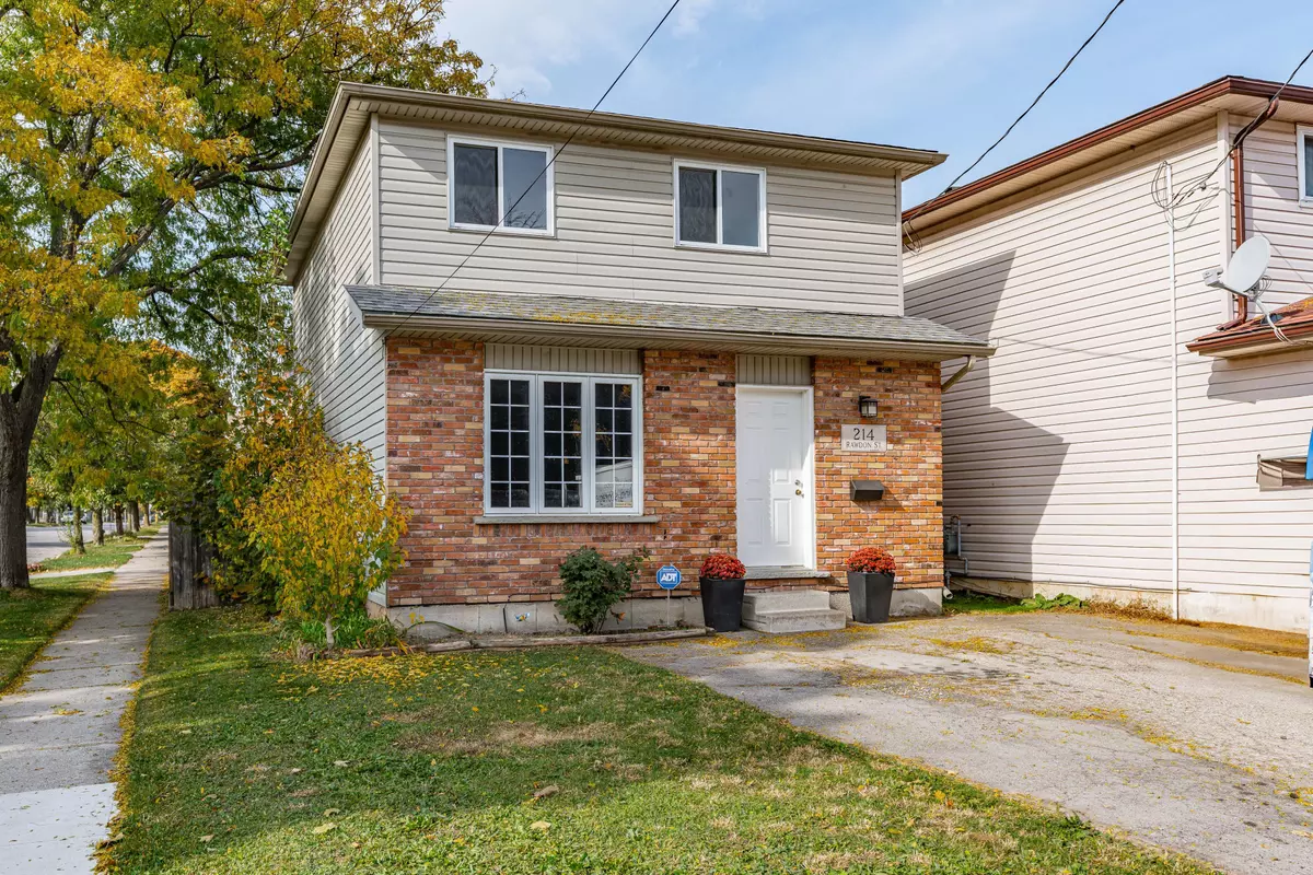 Brantford, ON N3S 6G2,214 Rawdon ST