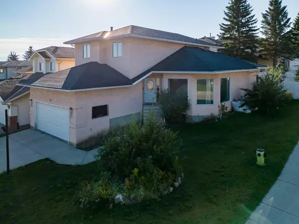 Calgary, AB T3K 3Y5,135 Sandringham RD NW