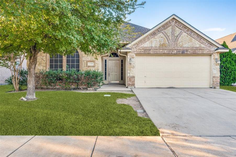 8300 Trinity Vista Trail, Fort Worth, TX 76053