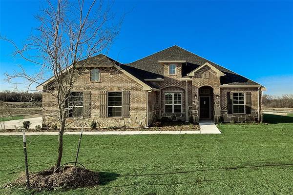 1021 Lynnwood Lane, Weatherford, TX 76085