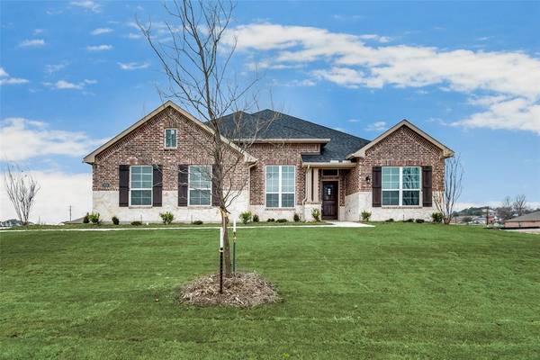 2016 Pebblegate Drive, Weatherford, TX 76085