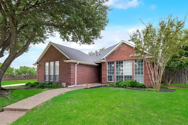 2101 Woodcreek,  Carrollton,  TX 75006