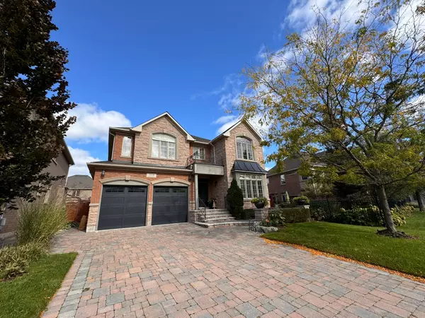 Oakville, ON L6H 0C5,2339 Thruxton DR