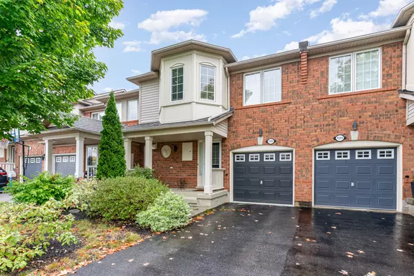 2225 Amberglen CT, Oakville, ON L6M 4W8