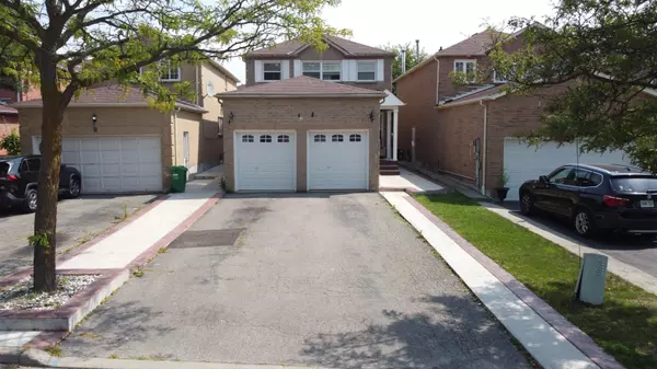 Brampton, ON L6Y 3M1,7 Dupont CT