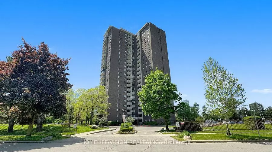 Toronto C15, ON M2J 4P9,10 Muirhead RD #301