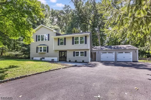 40 Harrison Ave, Morris Plains Boro, NJ 07950