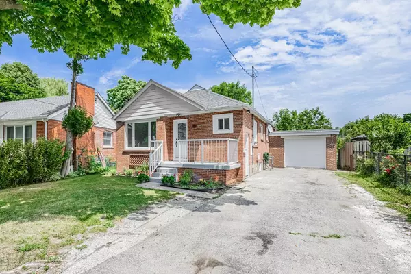 Toronto W10, ON M9W 2N5,27 Snaresbrook DR