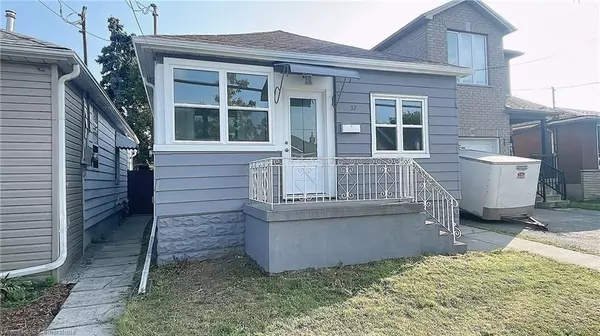 Hamilton, ON L8H 3A3,32 Vansitmart AVE