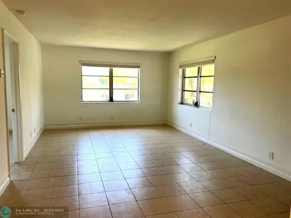 Wilton Manors, FL 33305,9 NE 19th Ct  #205C