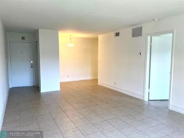 Wilton Manors, FL 33305,9 NE 19th Ct  #205C