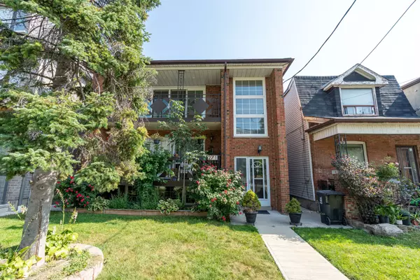 Toronto W03, ON M6E 4L1,271 HARVIE AVE #3