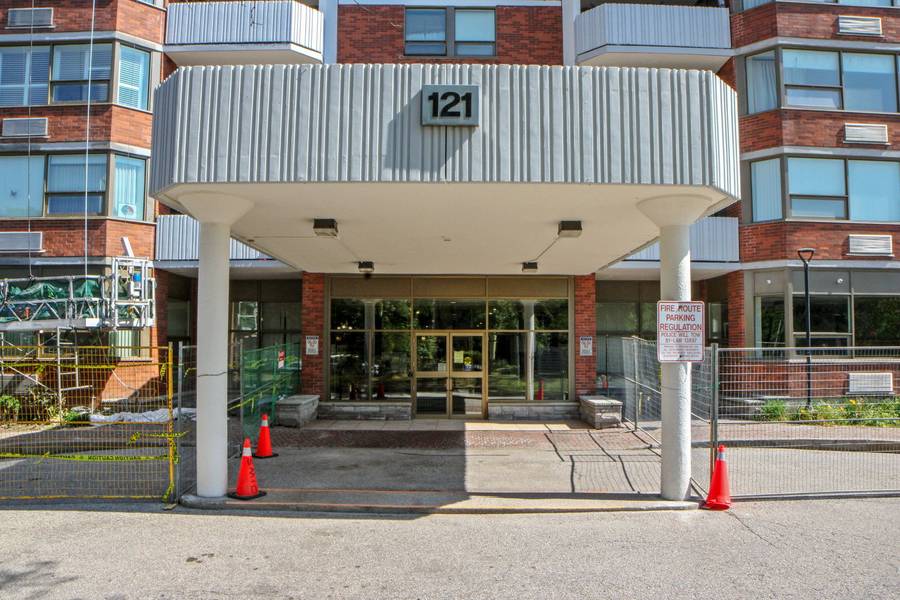 121 Ling RD #1205, Toronto E10, ON M1E 4Y2