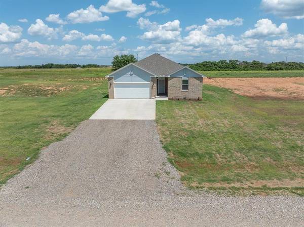 585 Evergreen Way, Guthrie, OK 73044