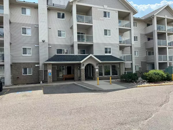 Medicine Hat, AB T1C4X2,1616 Saamis DR NW #201