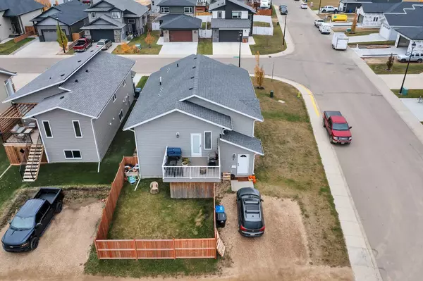 Blackfalds, AB T4M 0H4,1 Maclean Close