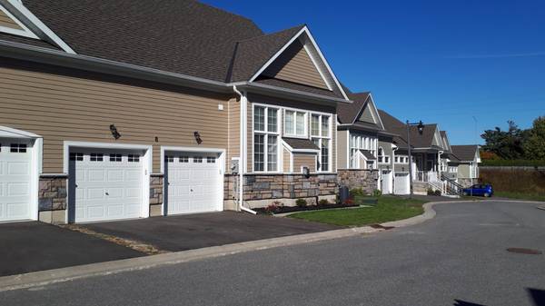 Bracebridge, ON P1L 0B7,8 Prescott CRES