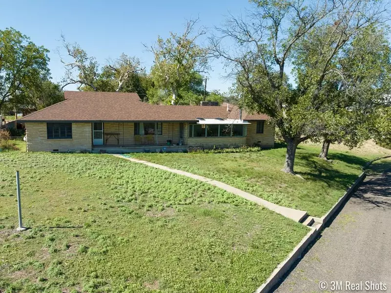 603 Angus Dr, Ozona, TX 76943