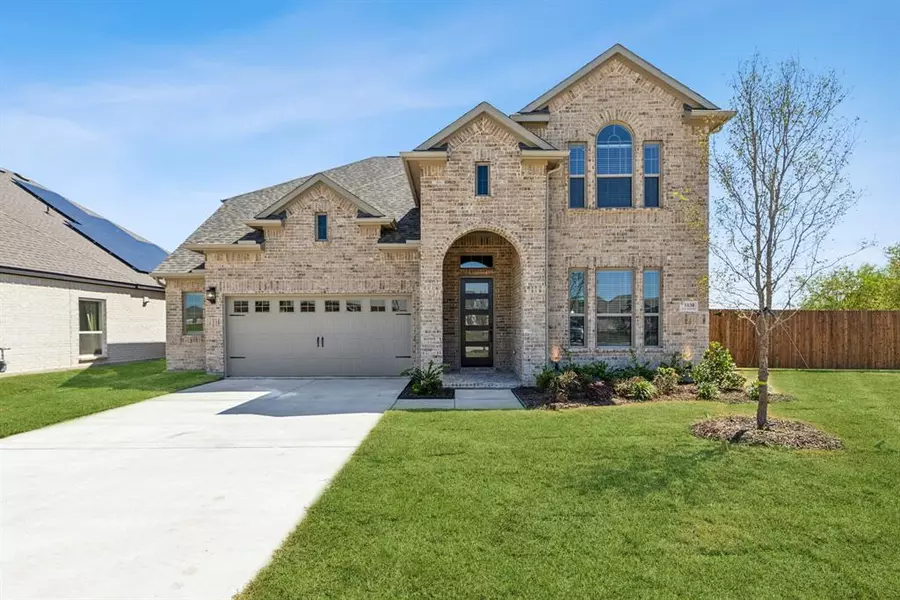 1830 Silver Birch Road, Waxahachie, TX 75165