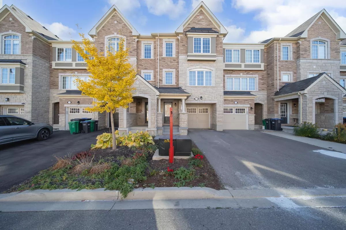 Brampton, ON L7A 0A8,7 Metro CRES