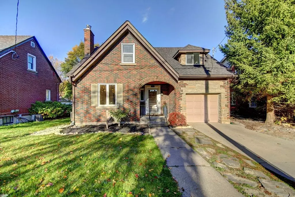 Kitchener, ON N2M 1P4,784 Belmont AVE W