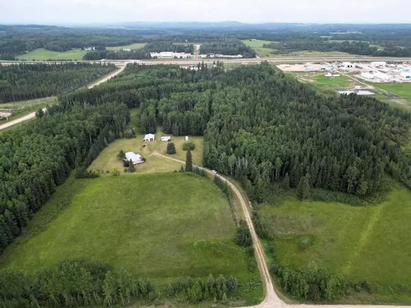 18104 Township Road 531A, Rural Yellowhead County, AB T7E 3A7