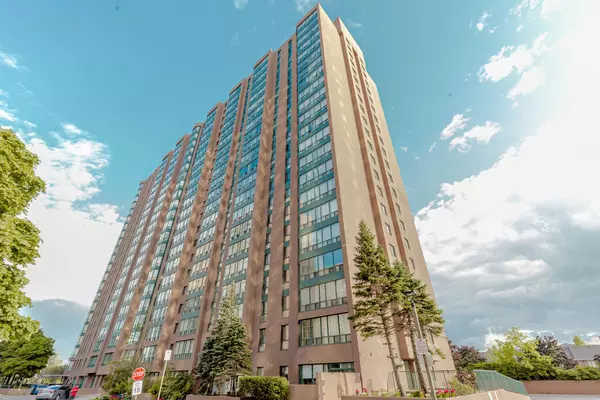 155 Hillcrest AVE #2014, Mississauga, ON L5B 3Z2